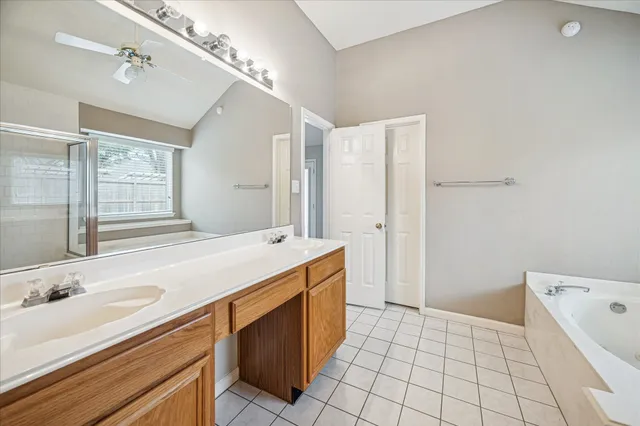 $385,000 | 12530 Hammersmith Drive, Tomball, TX 77377