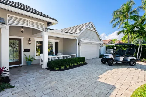 $2,995,000 | 3200 Northeast 56th Court, Fort Lauderdale, FL 33308