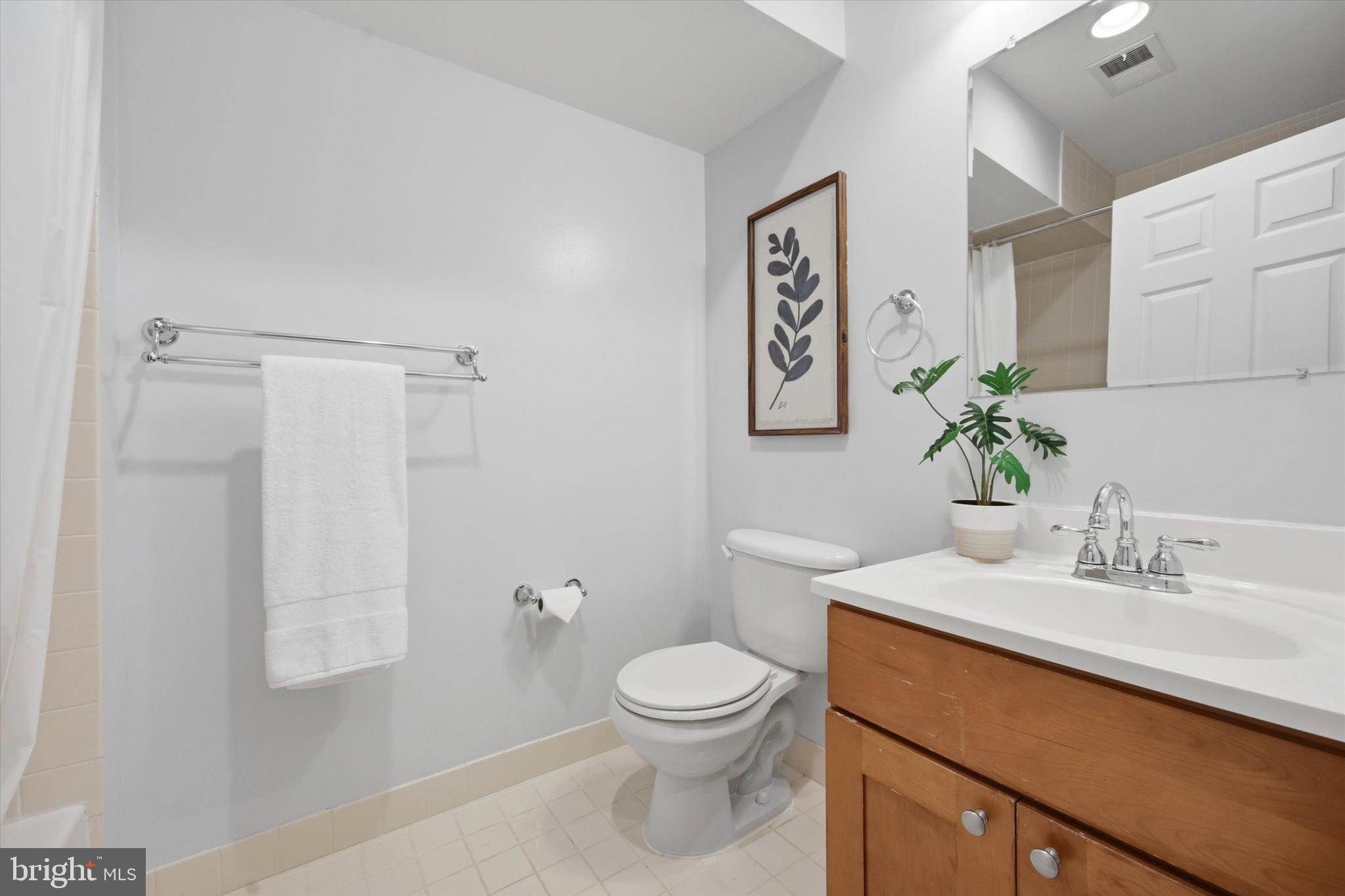 2405 Catharine Street Philadelphia, PA 19146 - Photo 21 of 49 Gallery Image 21