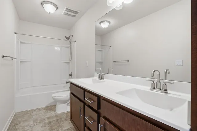 $3,950 | 5610 Xene Lane North, Plymouth, MN 55446