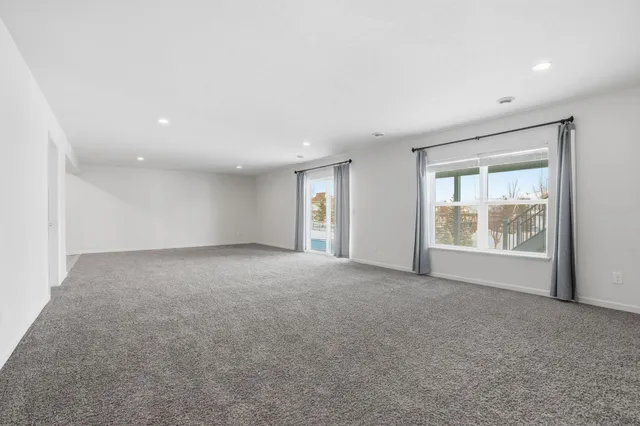 $3,950 | 5610 Xene Lane North, Plymouth, MN 55446