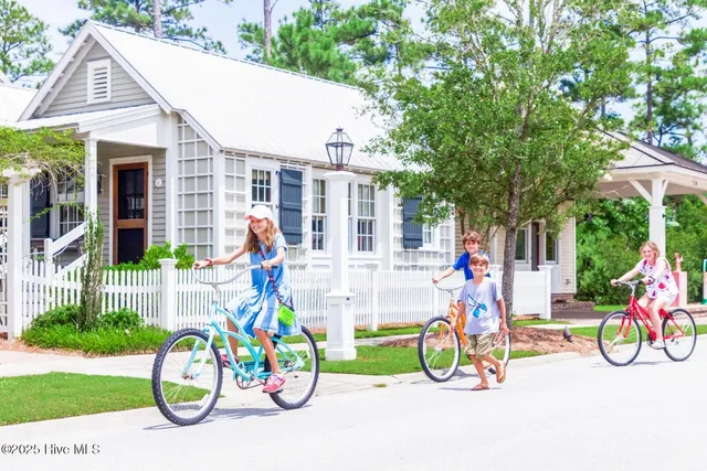 $375,000 | 203 River Watch Road, Oriental, NC 28571