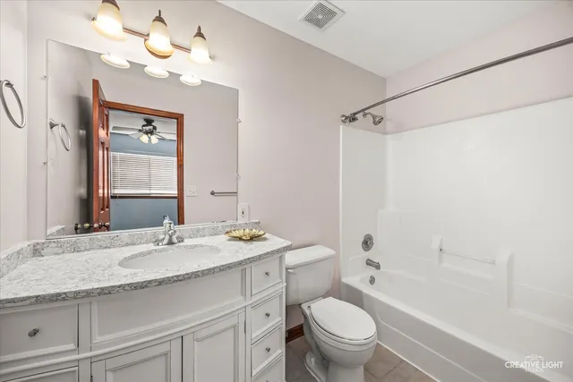 $334,000 | 415 North West Street, Plano, IL 60545