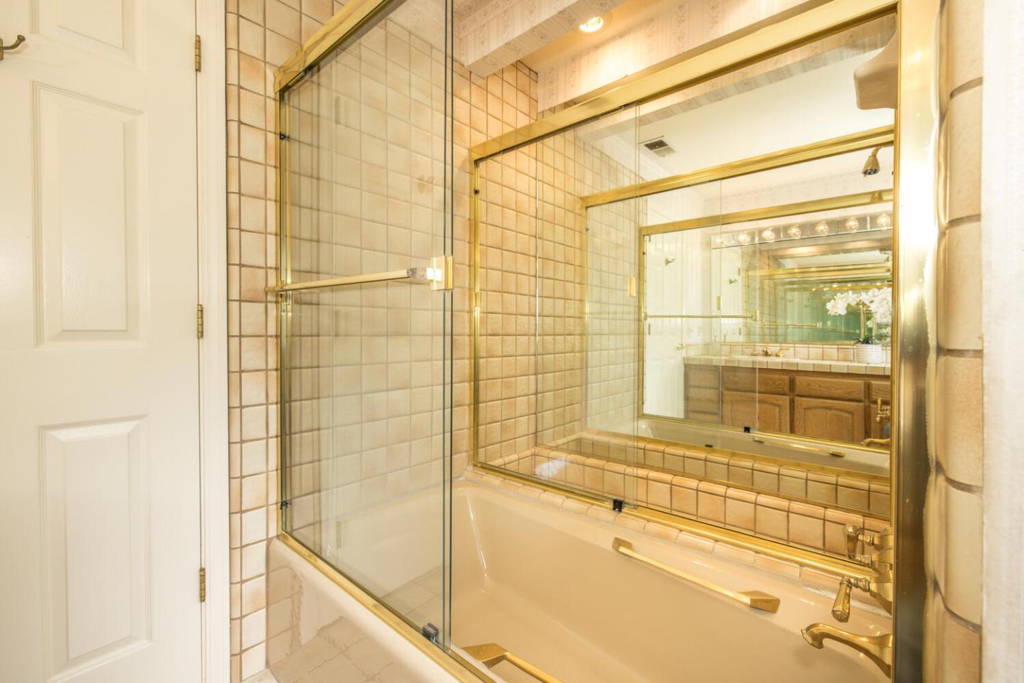 138 Cypress Point Road Half Moon Bay, CA 94019 - Photo 20 of 64 a bathroom with a shower