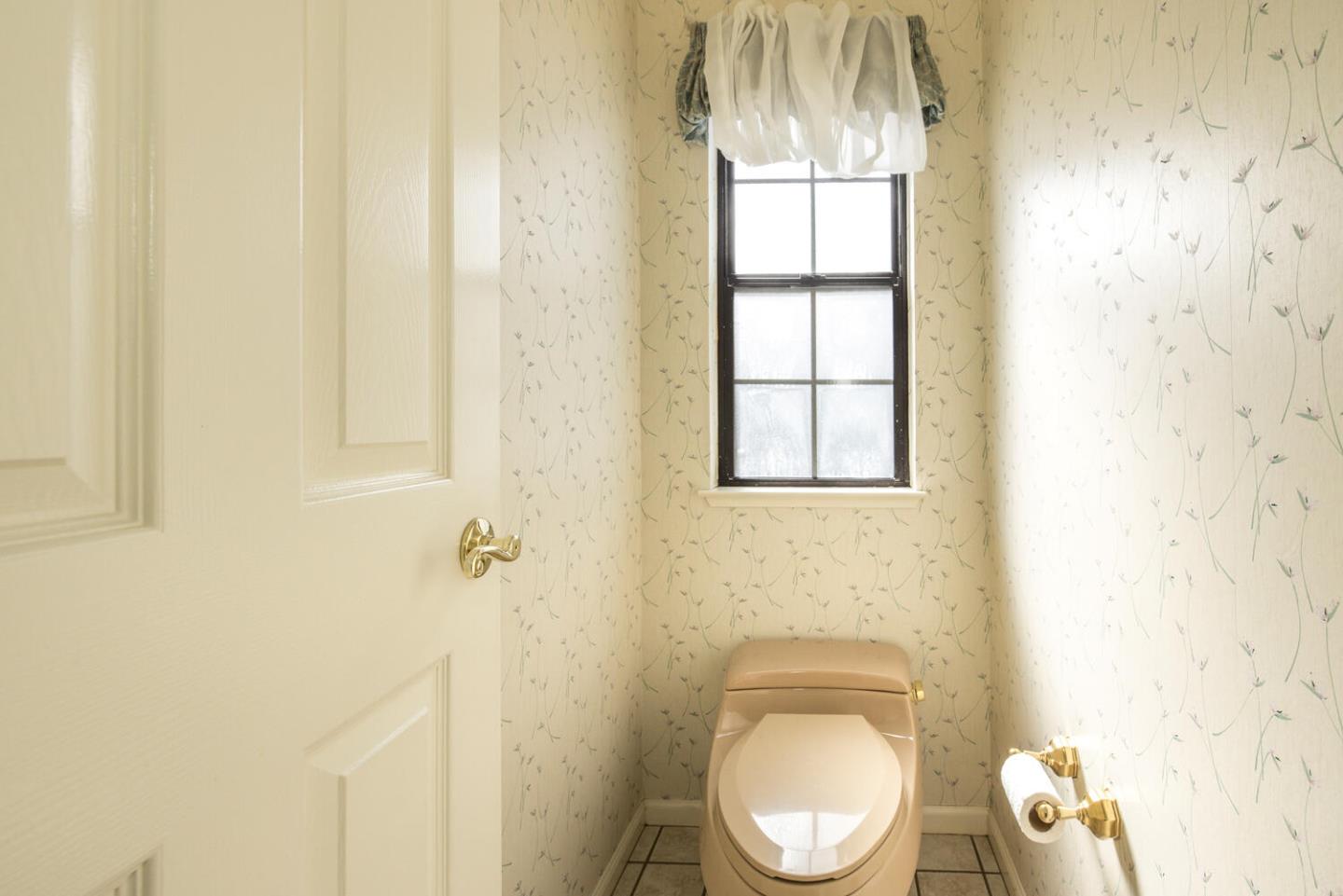 138 Cypress Point Road Half Moon Bay, CA 94019 - Photo 23 of 64 a bathroom with a toilet and a sink