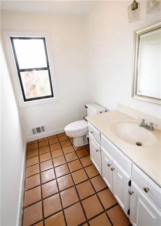 $594,500 | 93 Skyland Drive, Roswell, GA 30075