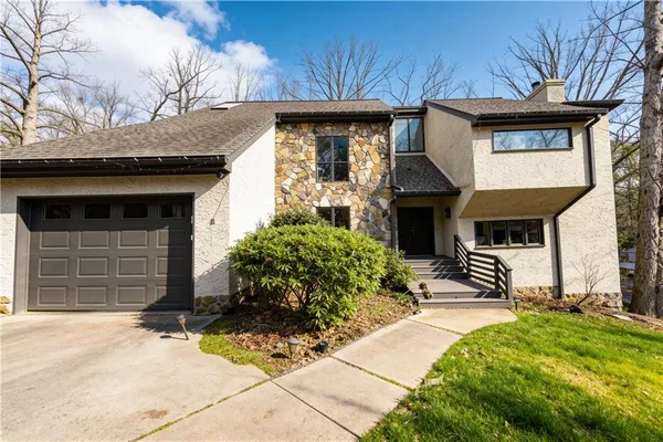 $594,500 | 93 Skyland Drive, Roswell, GA 30075