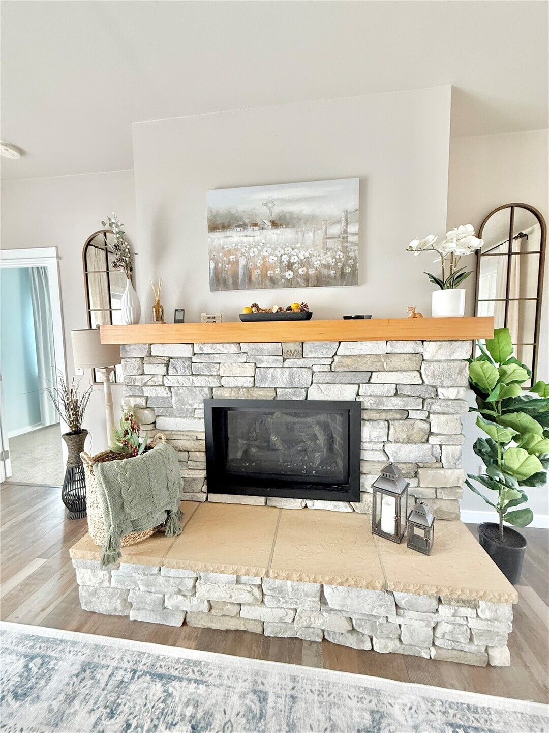 103 Johnson Creek Road Omak, WA 98841 - Photo 16 of 40 a living room with stainless steel appliances kitchen island granite countertop a sink and a counter top space