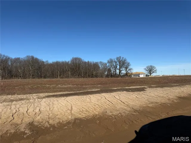 $79,900 | 312 Timberline Court, Eolia, MO 63344