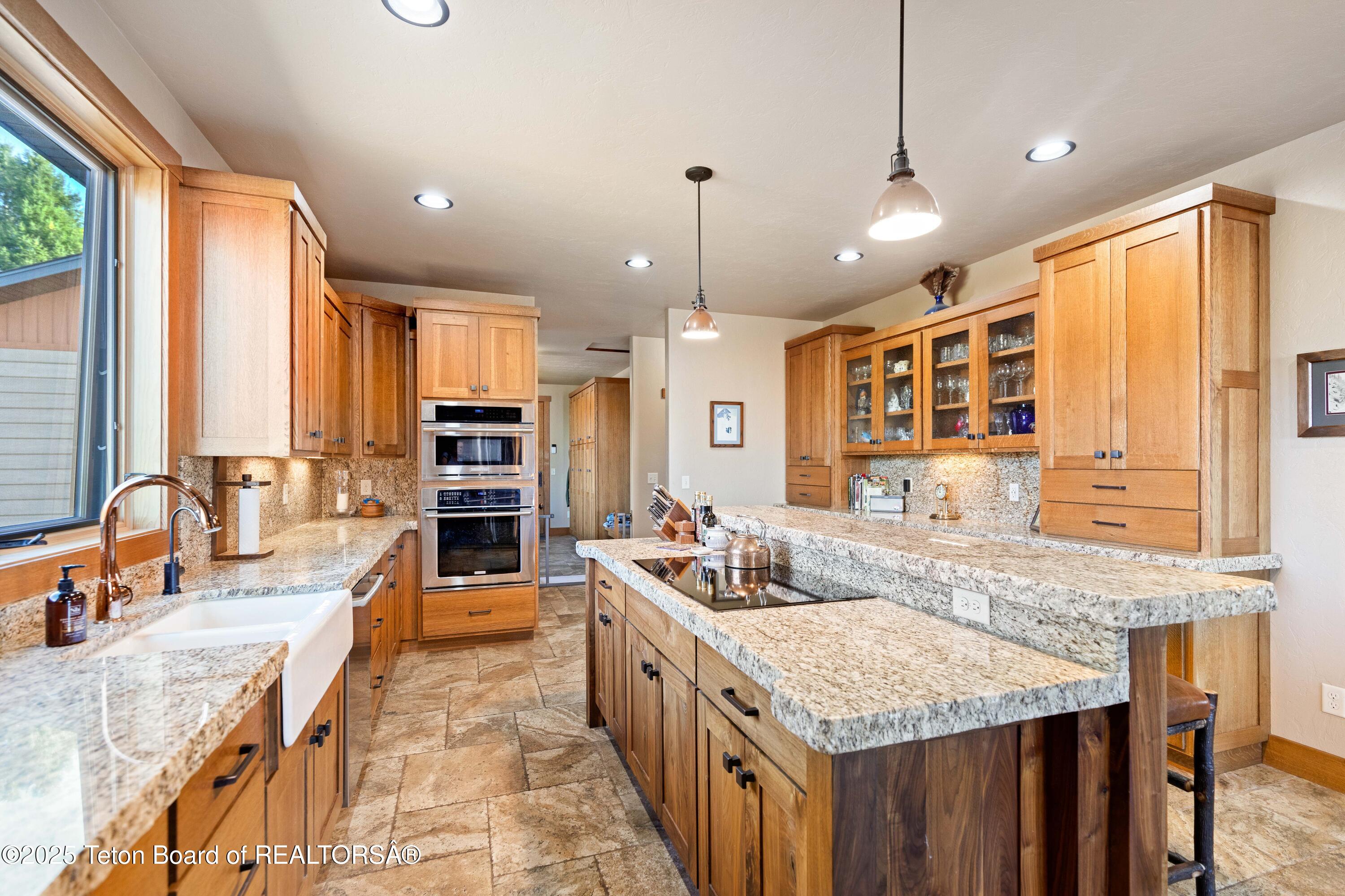 374 Upper Ridge Road Alpine, WY 83128 - Photo 37 of 80 374 Upper Ridge Rd Kitchen
