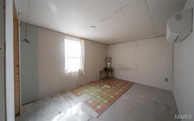 $79,999 | 1336 Hartshorn Drive, Hermann, MO 65041