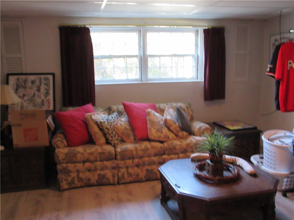 36 Pinecrest Road Scituate, RI 02857 - Photo 10 of 16