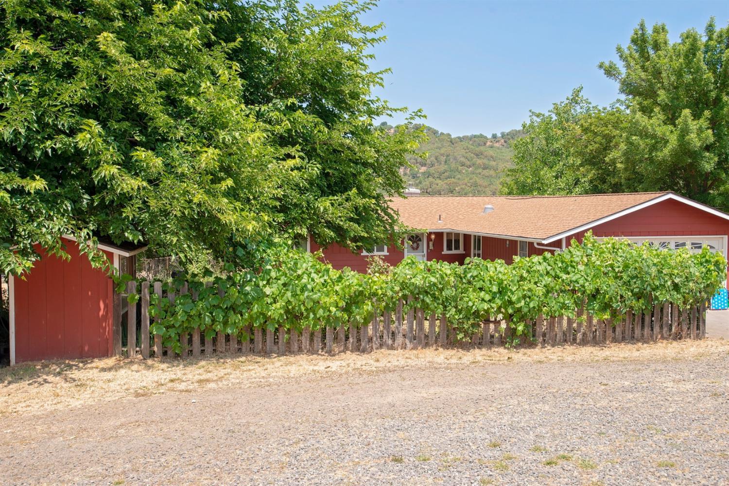 5595 Kane Creek Road Central Point, OR 97502 - Photo 4 of 30 Additional Photo