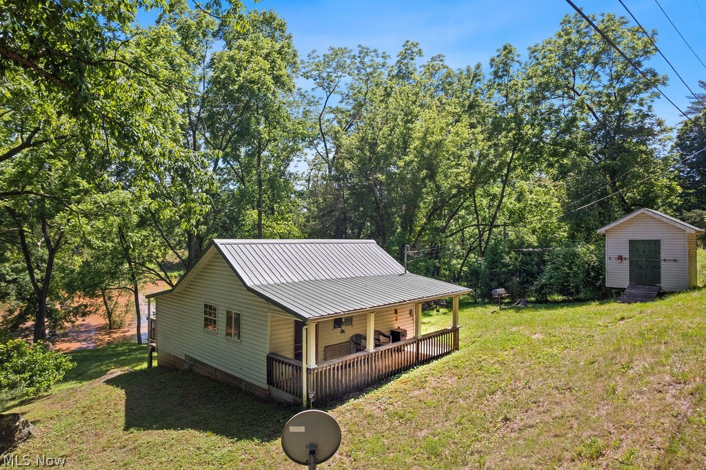 227 Exline Camp Elizabeth, WV 26143 - Photo 2 of 28