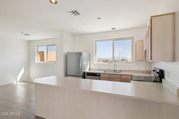 $428,000 | 13826 North Saguaro Boulevard, Unit 202, Fountain Hills, AZ 85268