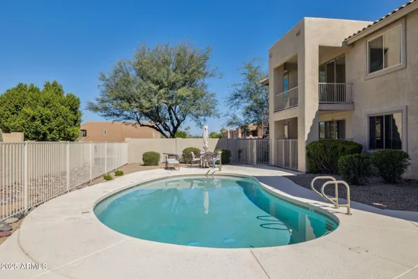 $428,000 | 13826 North Saguaro Boulevard, Unit 202, Fountain Hills, AZ 85268