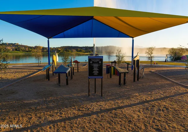 $435,500 | 13826 North Saguaro Boulevard, Unit 202, Fountain Hills, AZ 85268