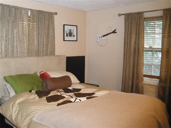62 Francine Road Raynham, MA 02767 - Photo 13 of 16 Gallery Image 13