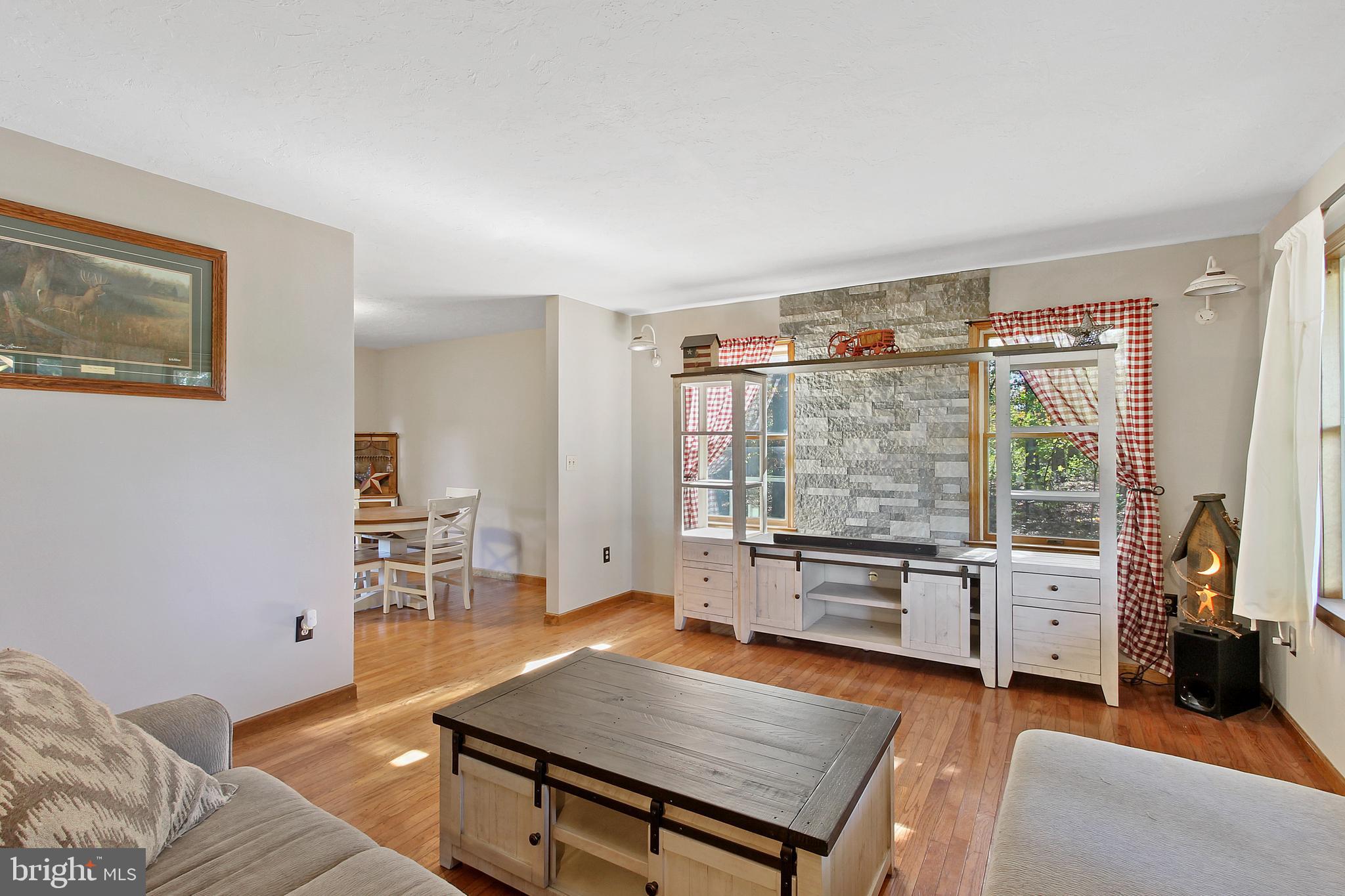 849 Company Farm Road Aspers, PA 17304 - Photo 8 of 38 Gallery Image 8