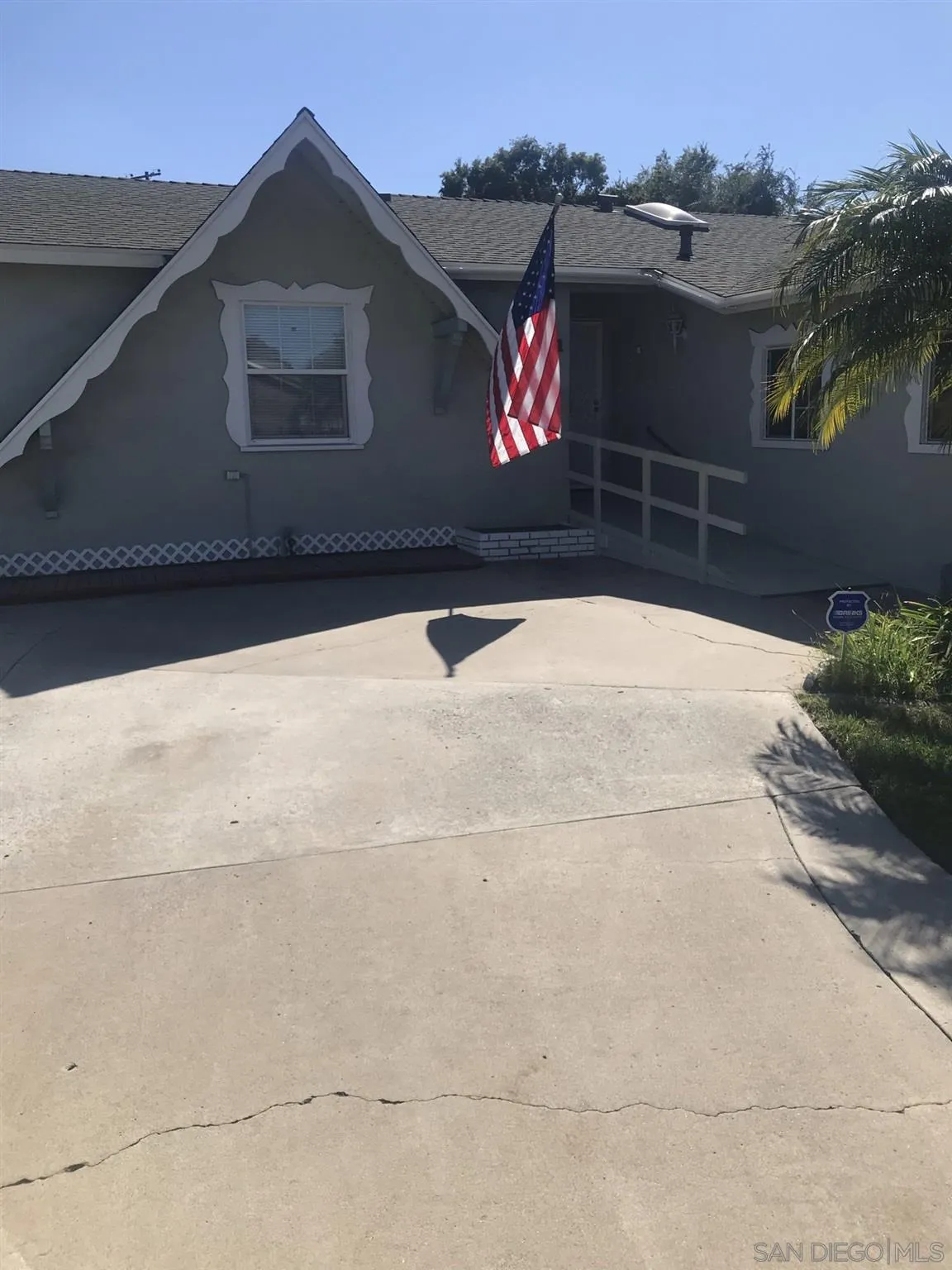 8161 Brampton Street Spring Valley, CA 91977 - Photo 3 of 20 Gallery Image 3
