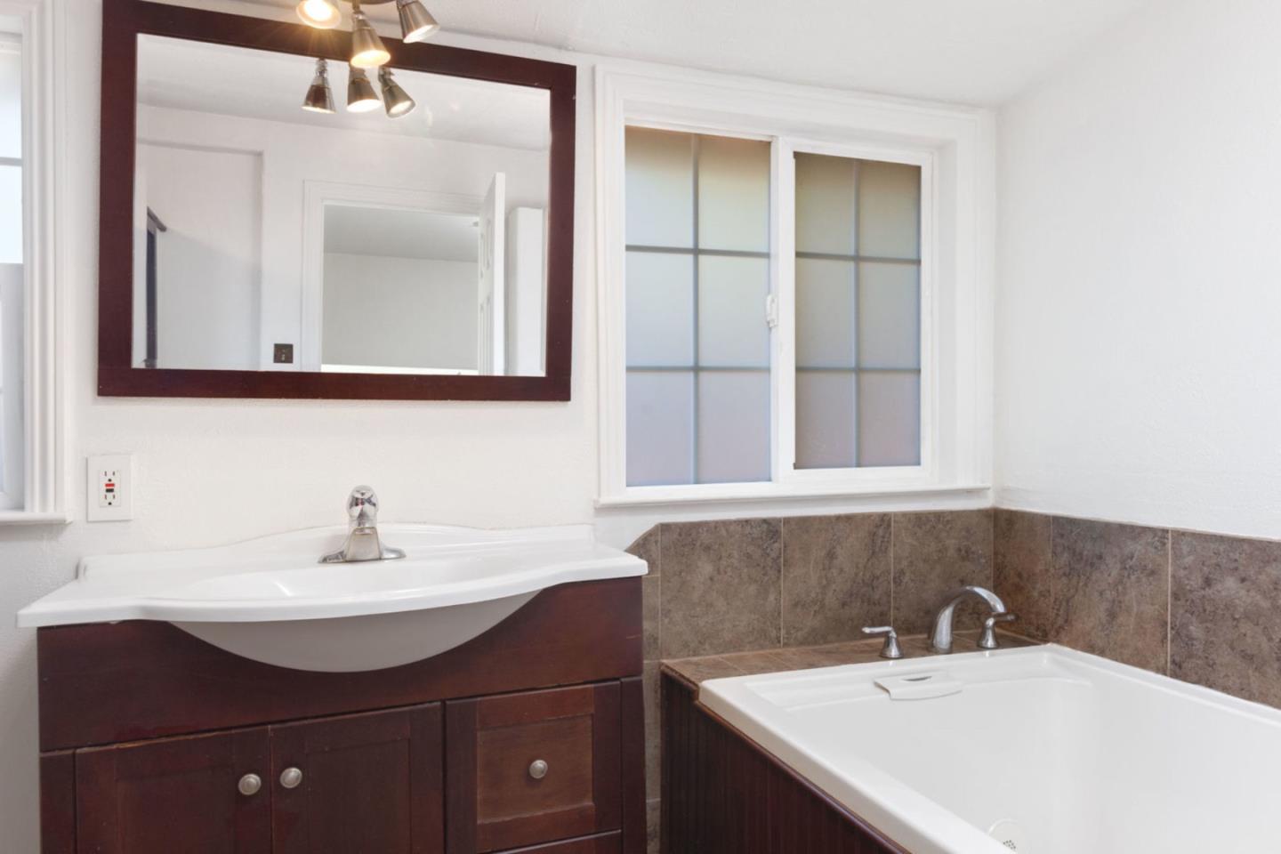 5412 Graham Hill Road Felton, CA 95018 - Photo 13 of 25 Gallery Image 13