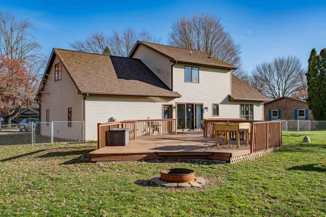$364,900 | 131 EMS C29A Lane, Warsaw, IN 46582