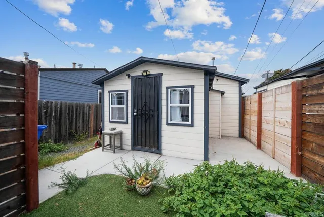 $1,599,999 | 42-48 East 5th Street, National City, CA 91950