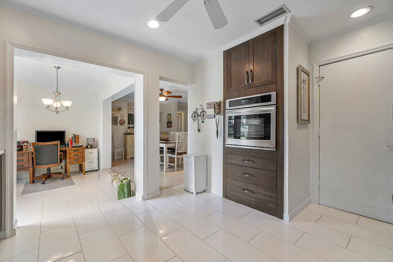 4855 Equestrian Road, Unit B Boynton Beach, FL 33436 - Photo 16 of 38 Built in Panty and Oven