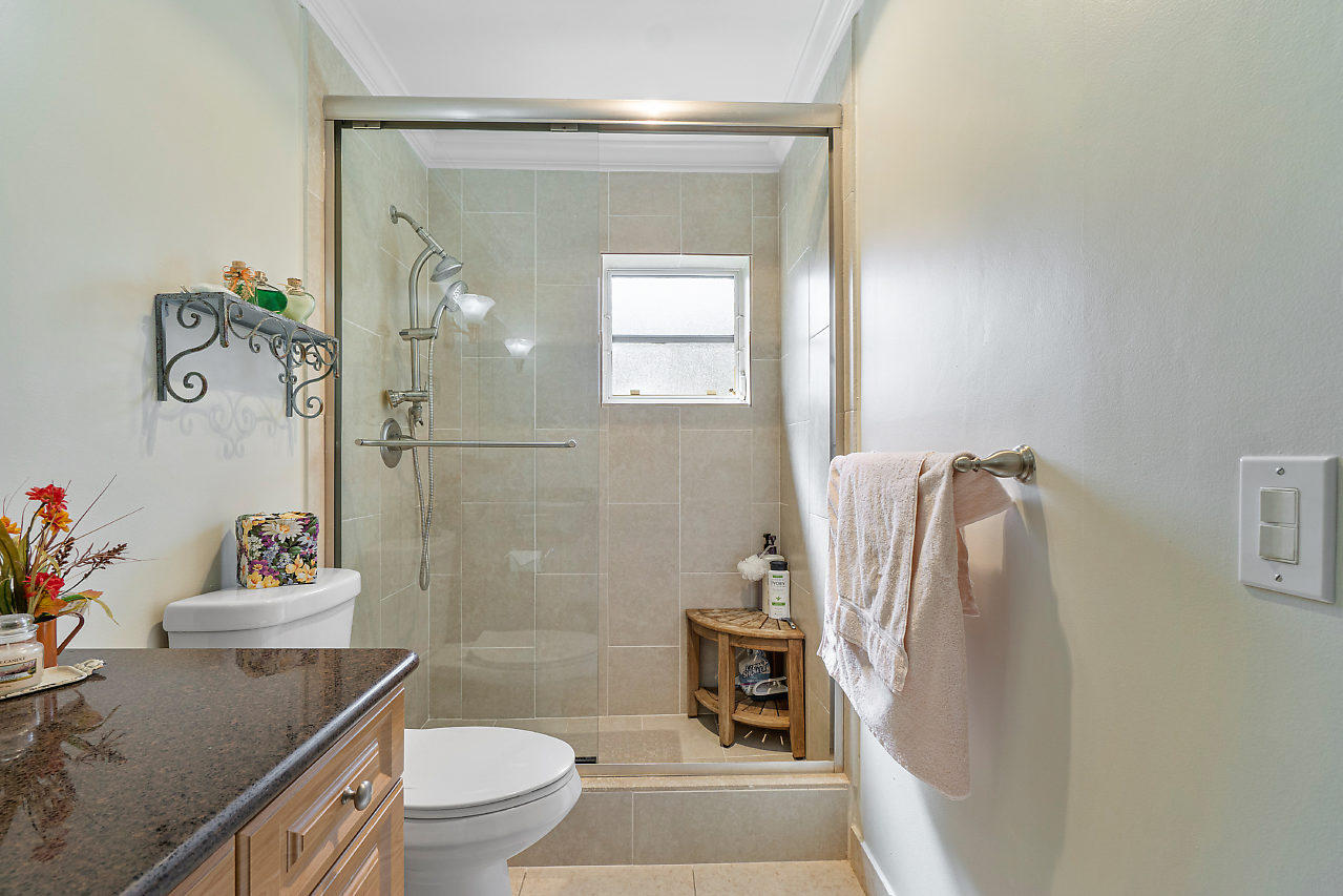 4855 Equestrian Road, Unit B Boynton Beach, FL 33436 - Photo 19 of 38 Master Walk in Shower