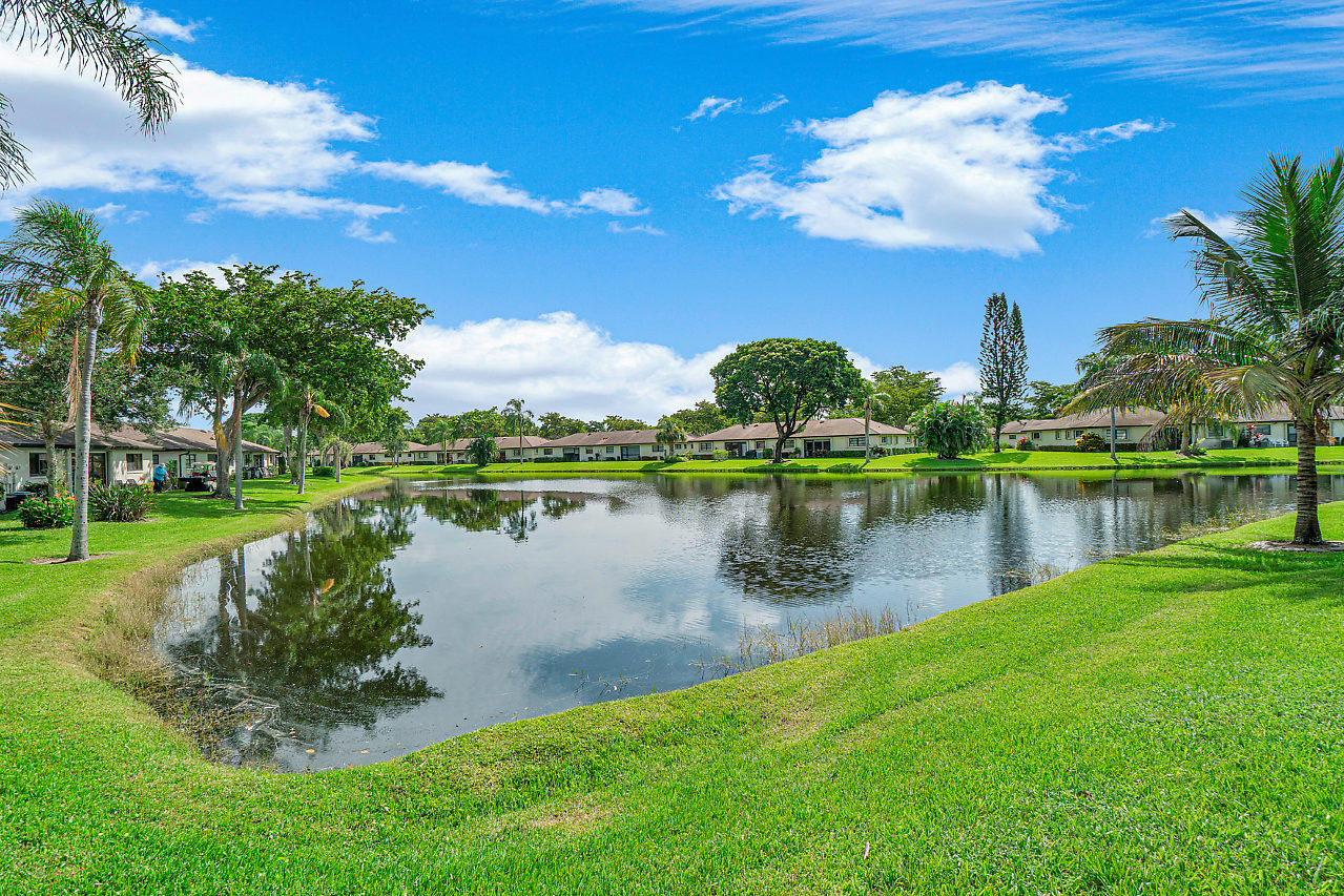 4855 Equestrian Road, Unit B Boynton Beach, FL 33436 - Photo 27 of 38 027-4855EquestrianRoad-BoyntonBeach-FL-3