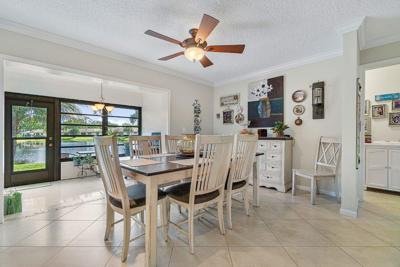 4855 Equestrian Road, Unit B Boynton Beach, FL 33436 - Photo 9 of 38 Dining Area