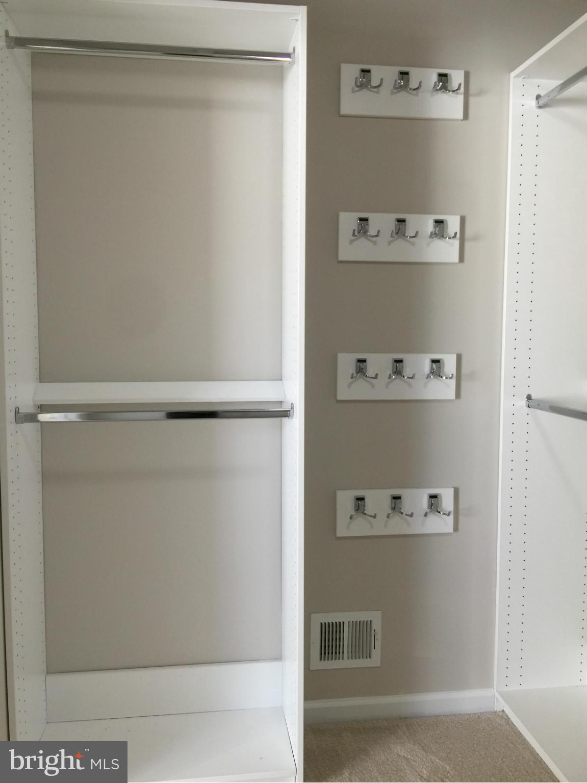 43535 Wheadon Terrace Chantilly, VA 20152 - Photo 18 of 30 master closet