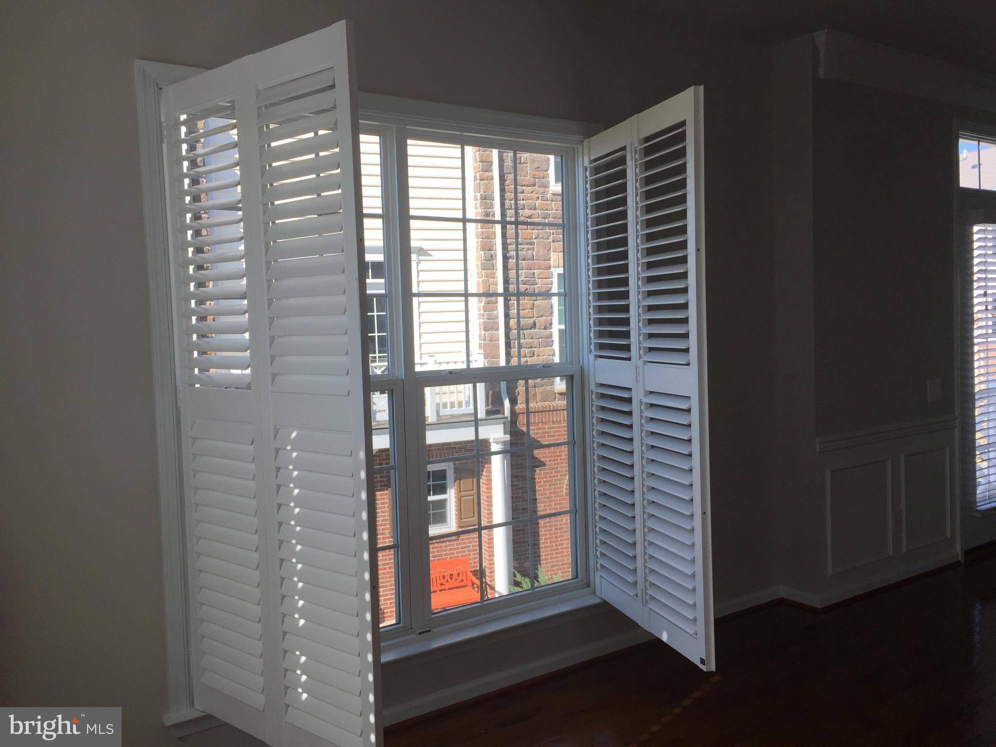 43535 Wheadon Terrace Chantilly, VA 20152 - Photo 8 of 30 Interior (General)