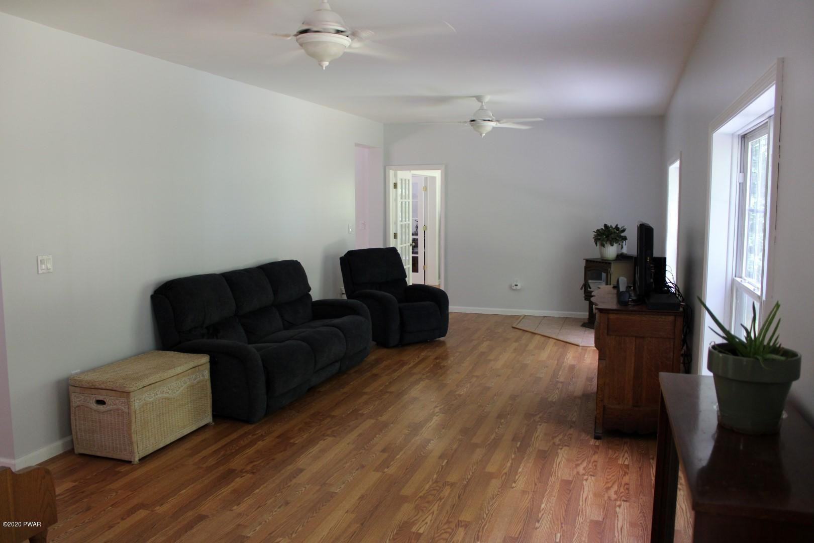 49 Crane Road Hawley, PA 18438 - Photo 20 of 53