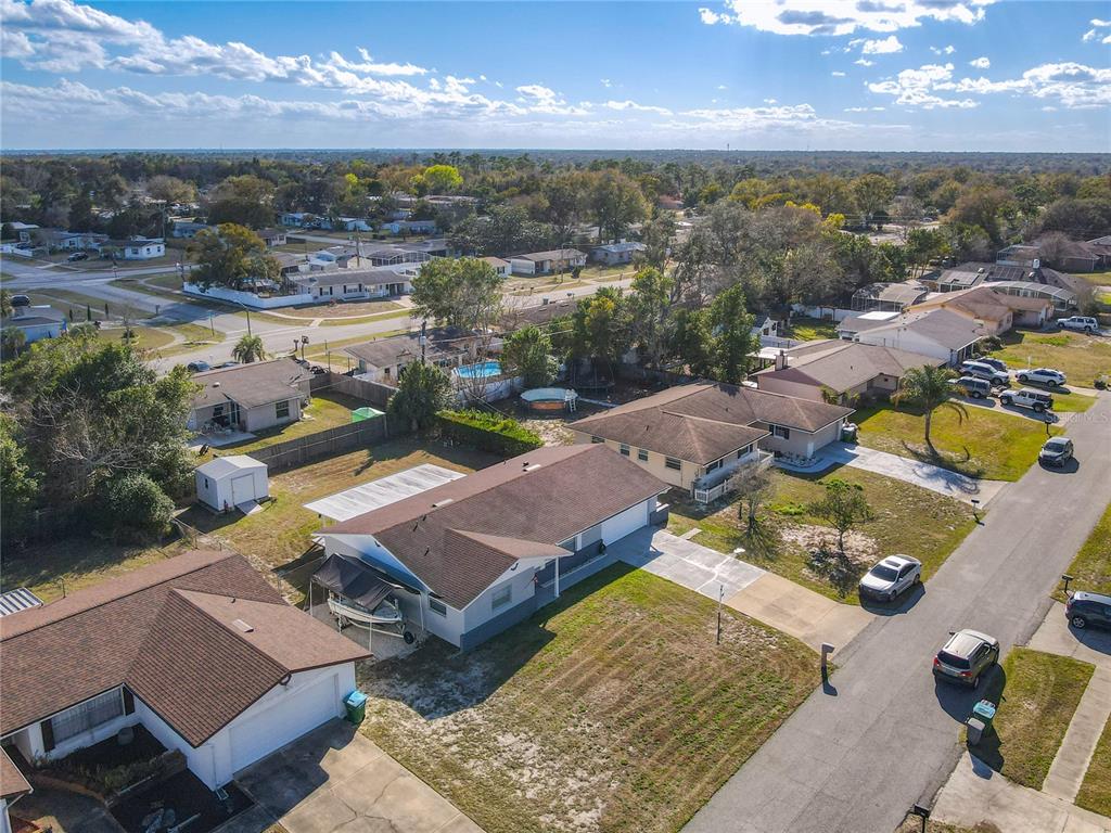 895 Superior Street Deltona, FL 32725 - Photo 2 of 31