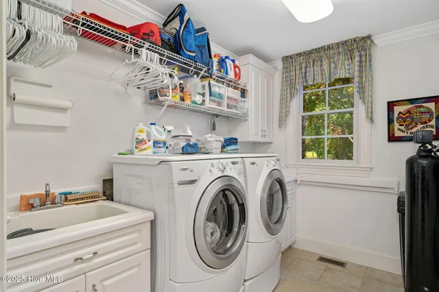 $825,000 | 146 Long Leaf Drive, Wallace, NC 28466