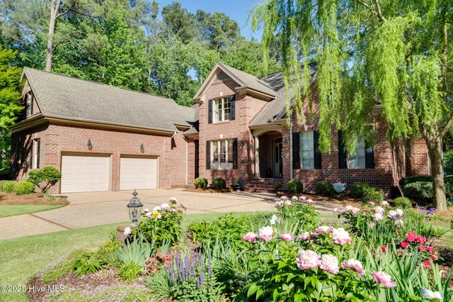 $825,000 | 146 Long Leaf Drive, Wallace, NC 28466