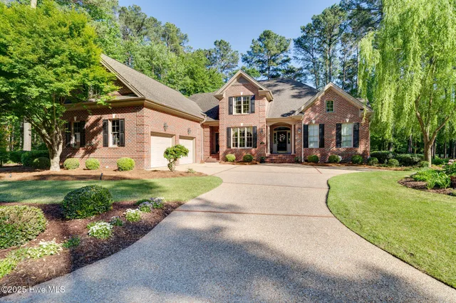 $825,000 | 146 Long Leaf Drive, Wallace, NC 28466