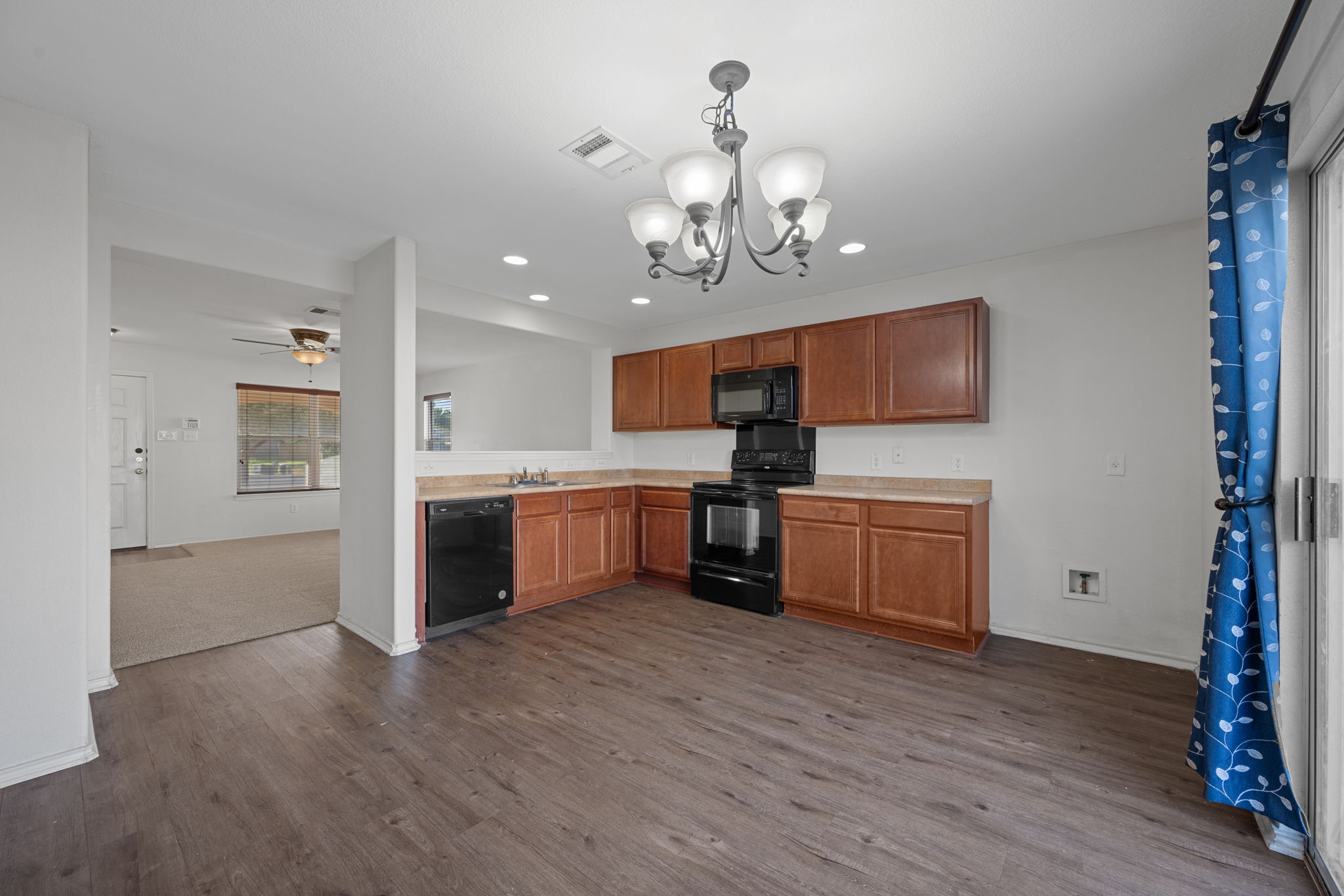 2223 Perkins Place Georgetown, TX 78626 - Photo 11 of 39