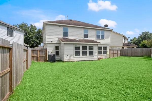 $294,500 | 19819 Rippling Brook Lane, Tomball, TX 77375