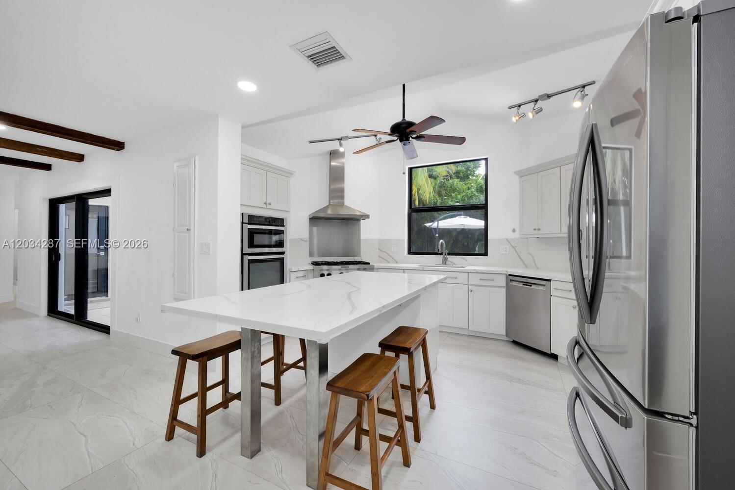 6860 Southwest 99th Terrace Pinecrest, FL 33156 - Photo 11 of 46