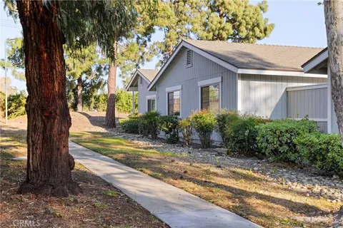 $574,999 | 4630 San Jose Street, Unit T, Montclair, CA 91763