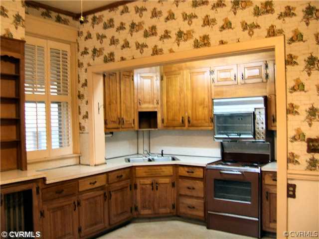 3015 Brook Road Richmond, VA 23227 - Photo 8 of 17 Kitchen