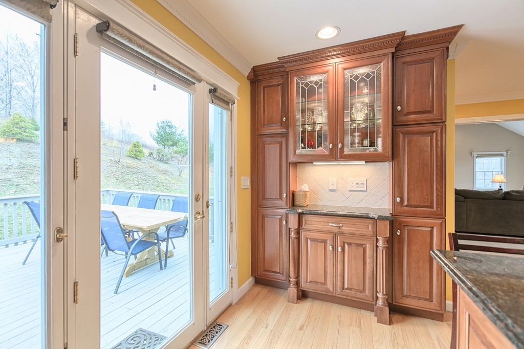 267 Boxford Road Haverhill, MA 01835 - Photo 6 of 30