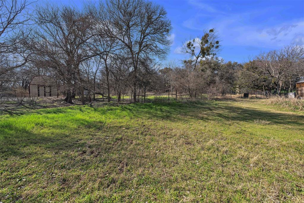 220 Country Side Court Springtown, TX 76082 - Photo 35 of 35