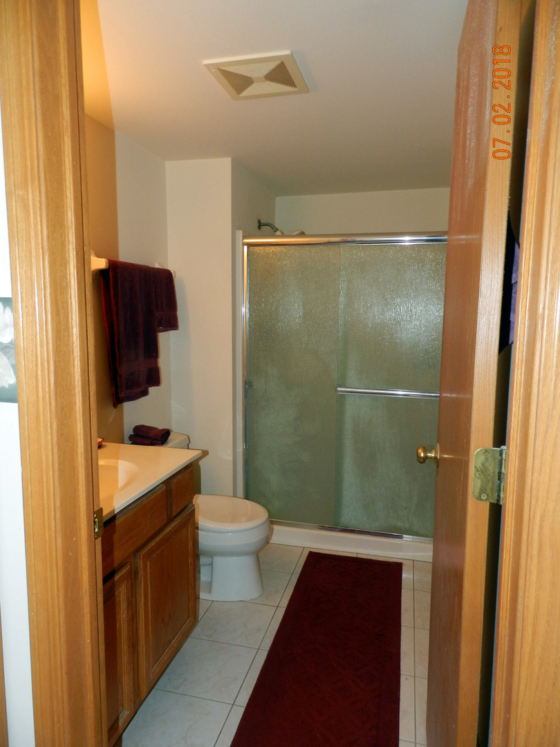6810 Ridge Point Drive, Unit 12A Oak Forest, IL 60452 - Photo 15 of 25