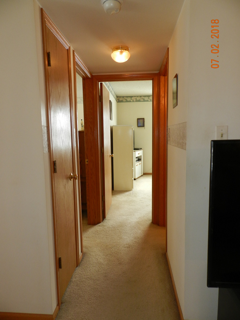 6810 Ridge Point Drive, Unit 12A Oak Forest, IL 60452 - Photo 17 of 25