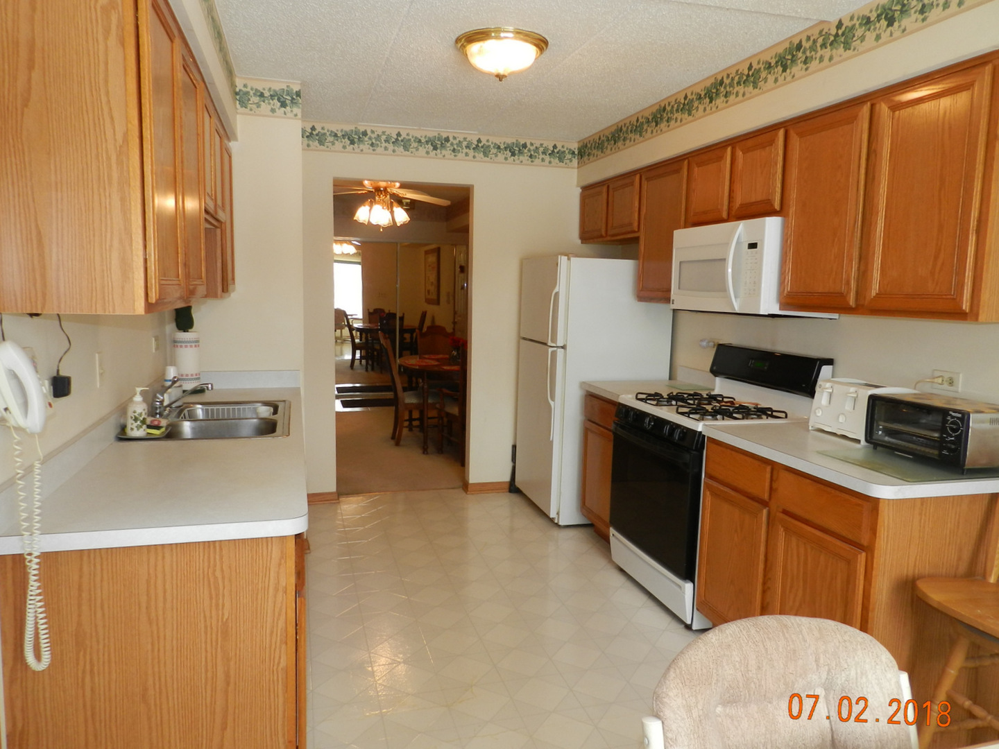 6810 Ridge Point Drive, Unit 12A Oak Forest, IL 60452 - Photo 8 of 25