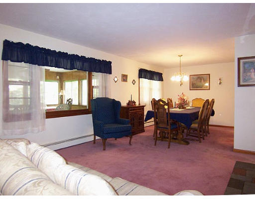 370 Morgan Road West Springfield, MA 01089 - Photo 4 of 10 a living room with furniture and a large window