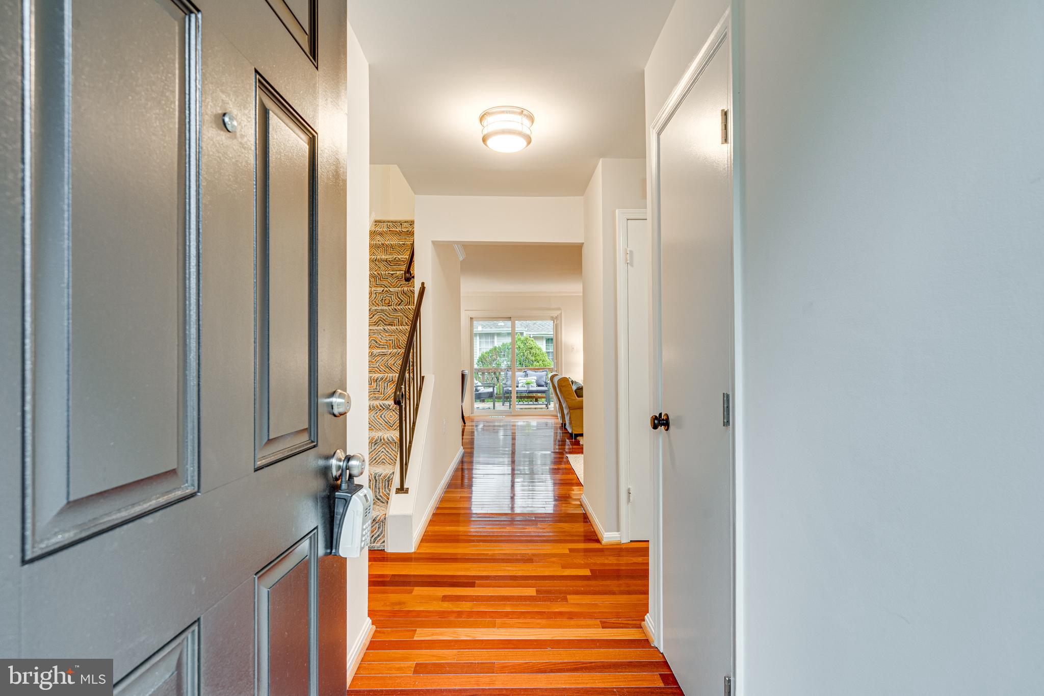 6142 Calico Pool Lane Burke, VA 22015 - Photo 3 of 42